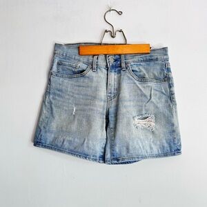 Levi’s Women’s Mid Length Mid Rise Light Wash‎ Distressed Denim Shorts Size 27